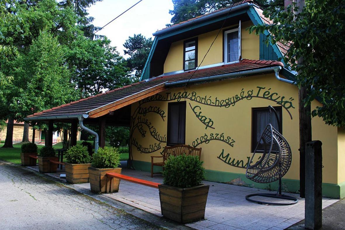 Bed and Breakfast Nagy-Magyarország Park Isztimér Exterior foto
